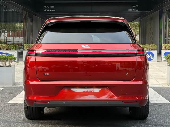 Фото 18 - LiXiang L7