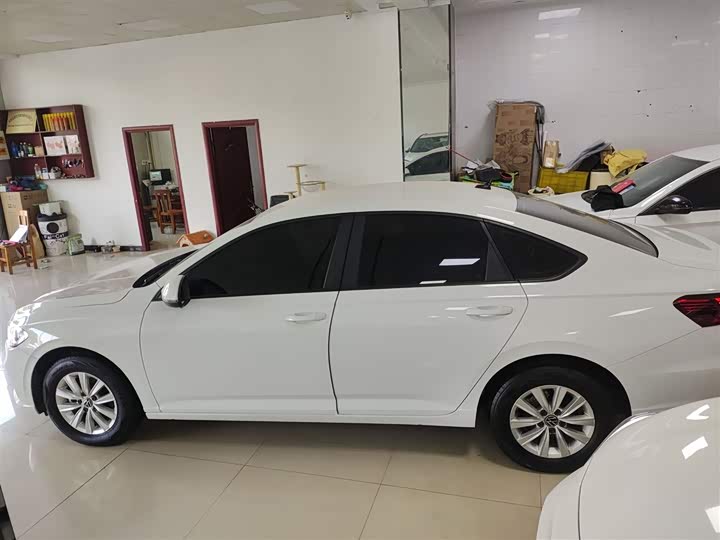 Фото 5 - Volkswagen Lavida