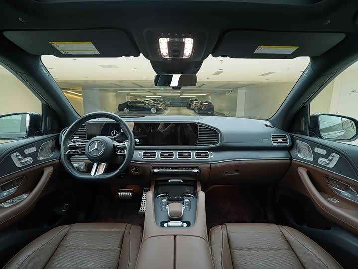 Фото 19 - Mercedes-Benz GLS-Class