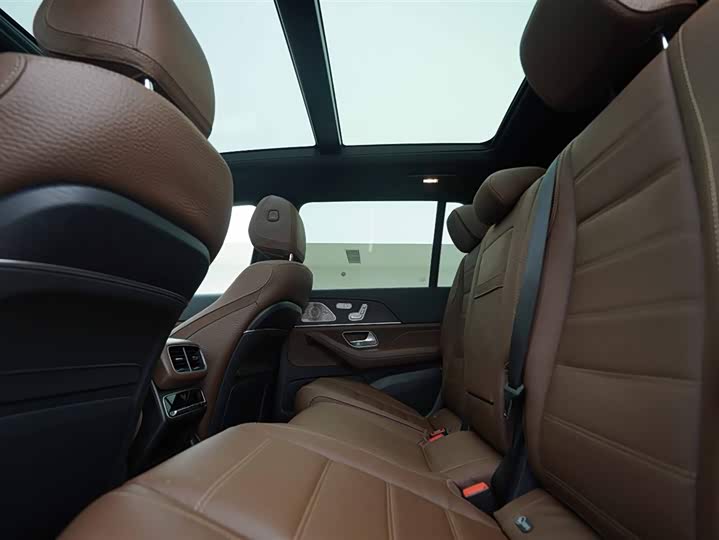 Фото 20 - Mercedes-Benz GLS-Class