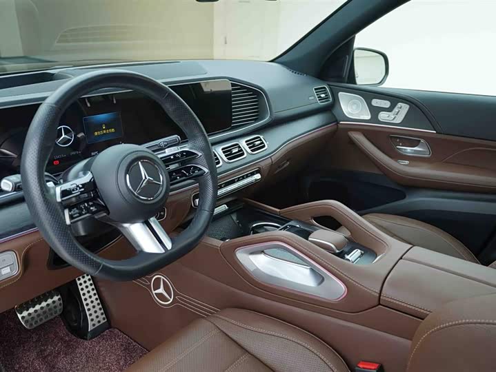 Фото 8 - Mercedes-Benz GLS-Class