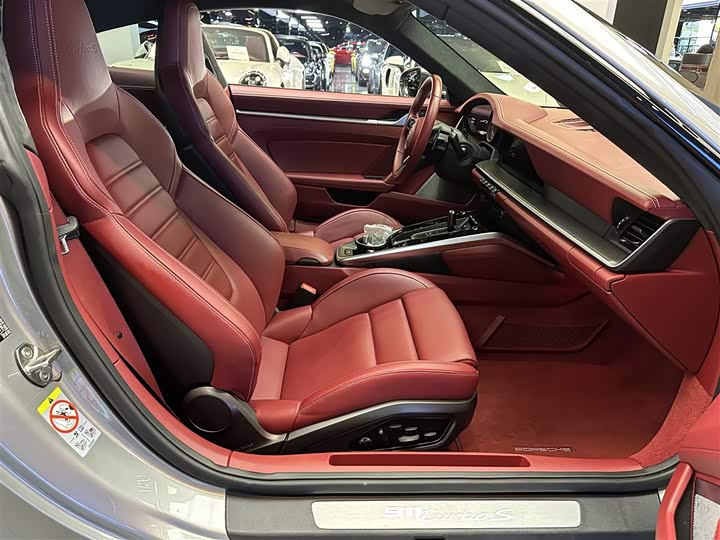 Фото 7 - Porsche 911