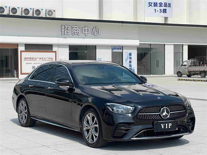 Фото 3 - Mercedes-Benz E-Class