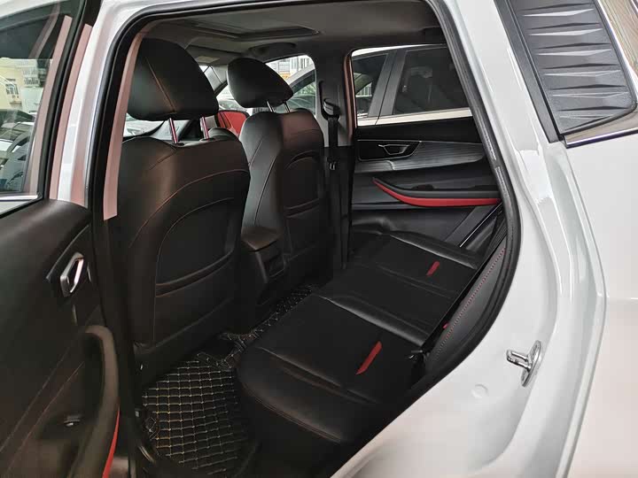 Фото 6 - Chery Tiggo 5x