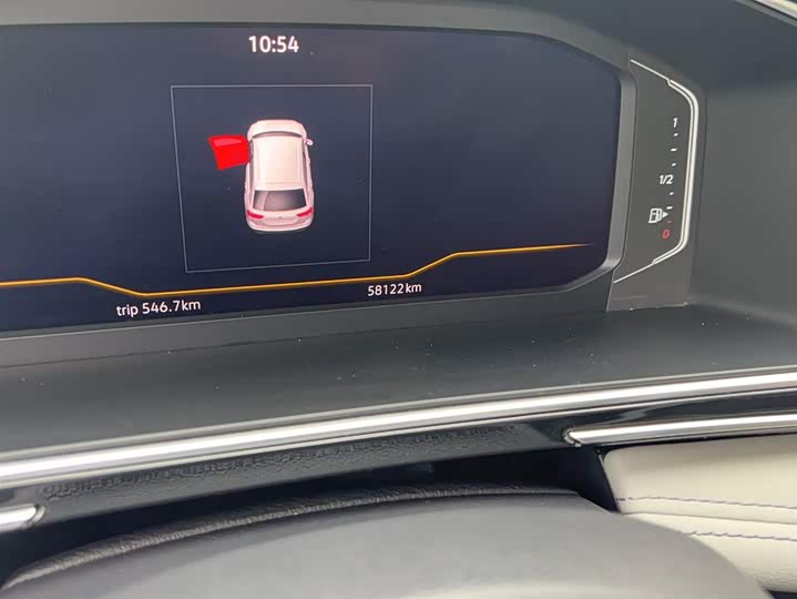 Фото 6 - Volkswagen Tiguan L Pro