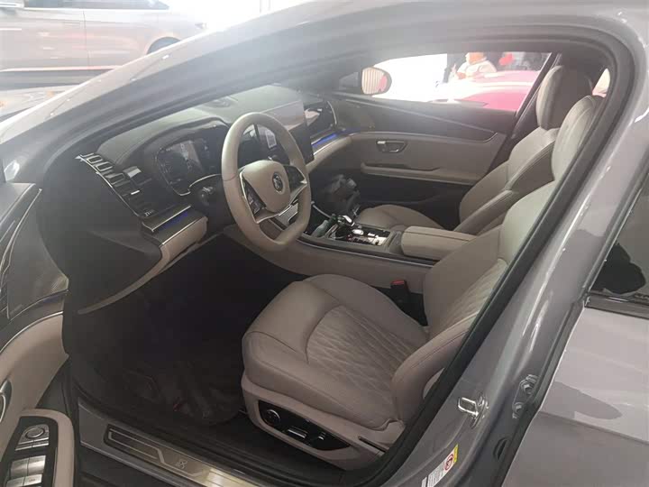 Фото 15 - BYD Han