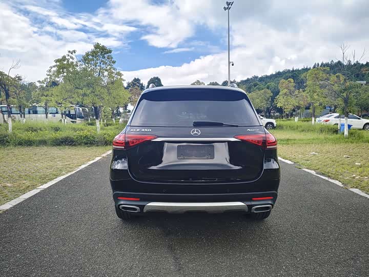 Фото 11 - Mercedes-Benz GLE-Class