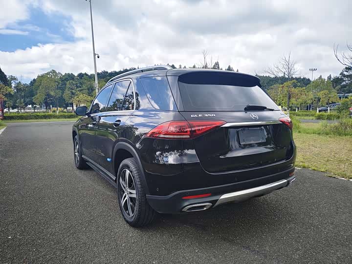 Фото 12 - Mercedes-Benz GLE-Class