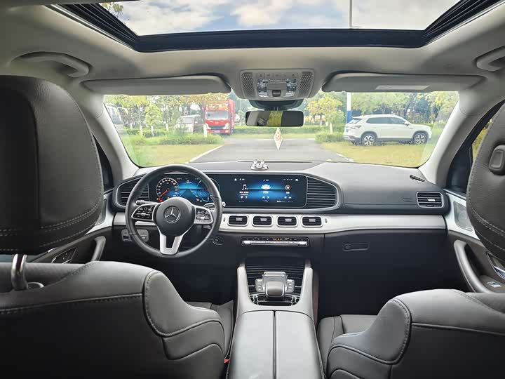 Фото 4 - Mercedes-Benz GLE-Class