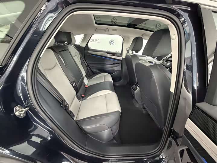 Фото 13 - Volkswagen ID.7 Vizzion