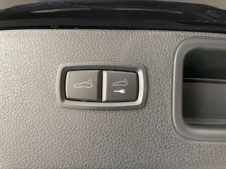 Фото 28 - Porsche Macan