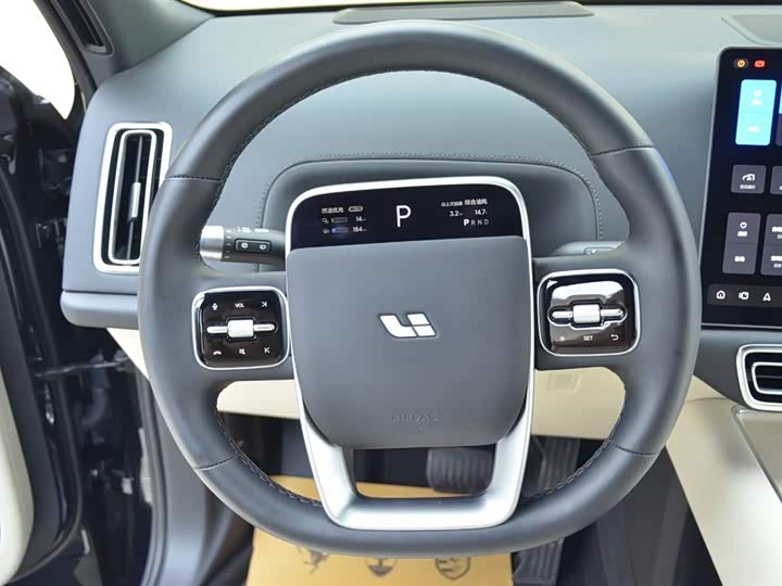 Фото 9 - LiXiang L9