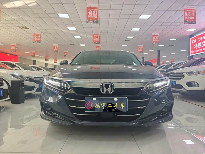 Фото 3 - Honda Accord