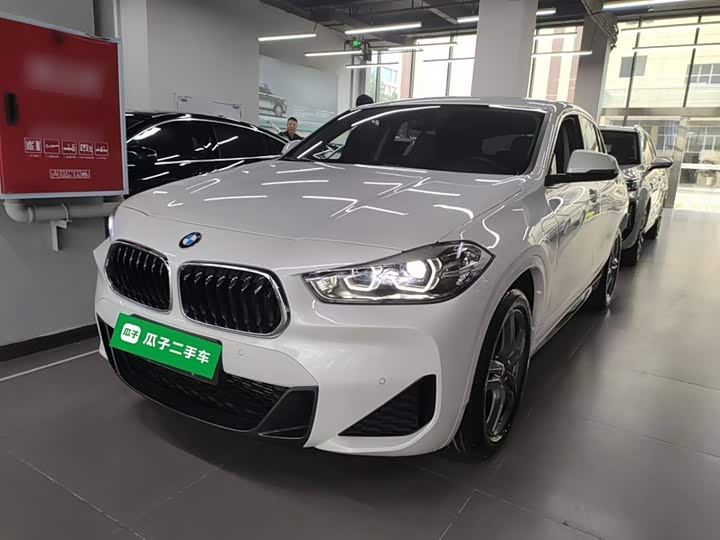 Фото 2 - BMW X2