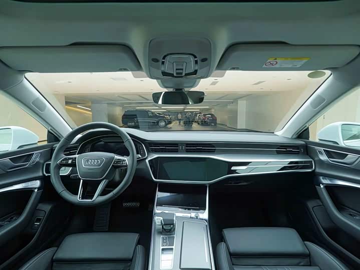 Фото 20 - Audi A7