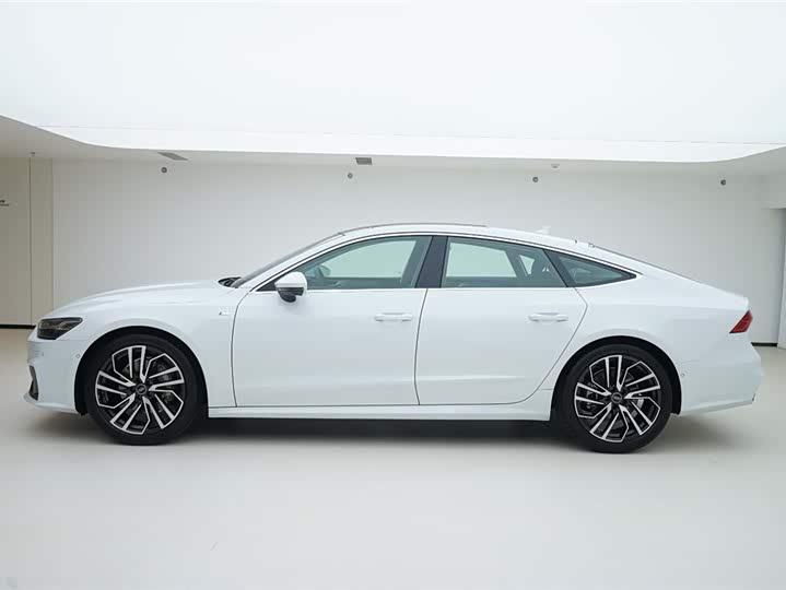 Фото 3 - Audi A7