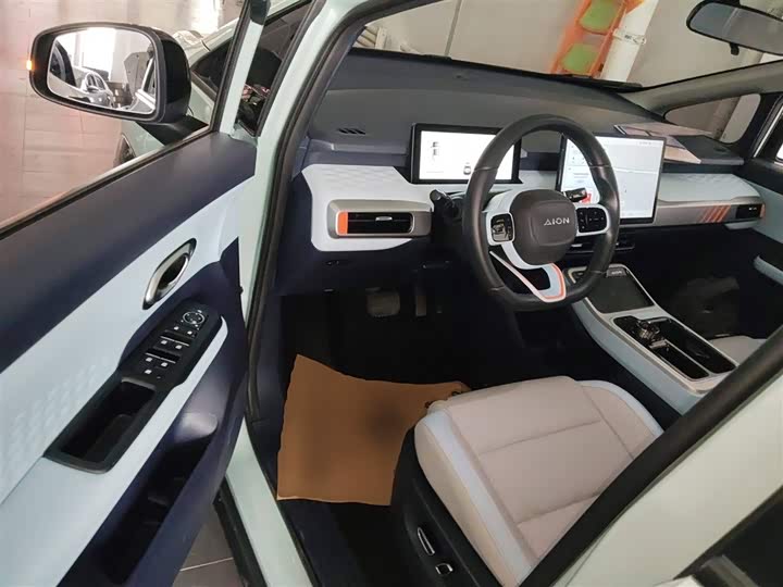 Фото 16 - GAC Aion Y