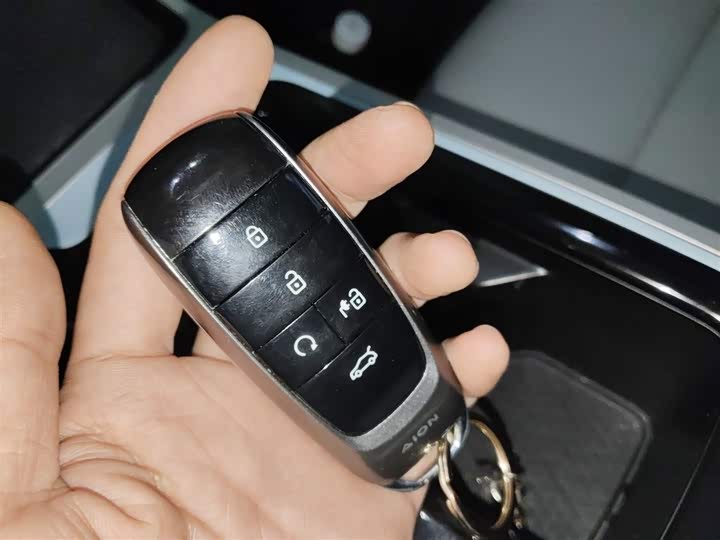 Фото 9 - GAC Aion Y