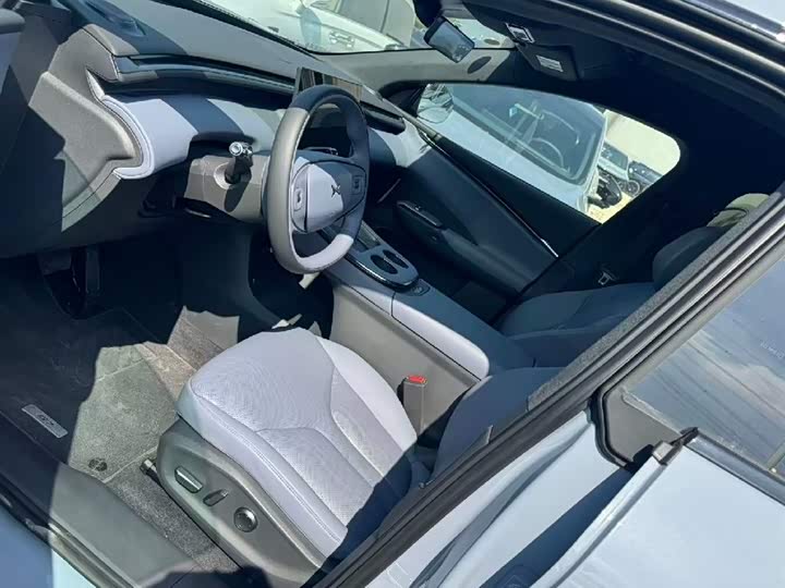 Фото 6 - XPeng G7