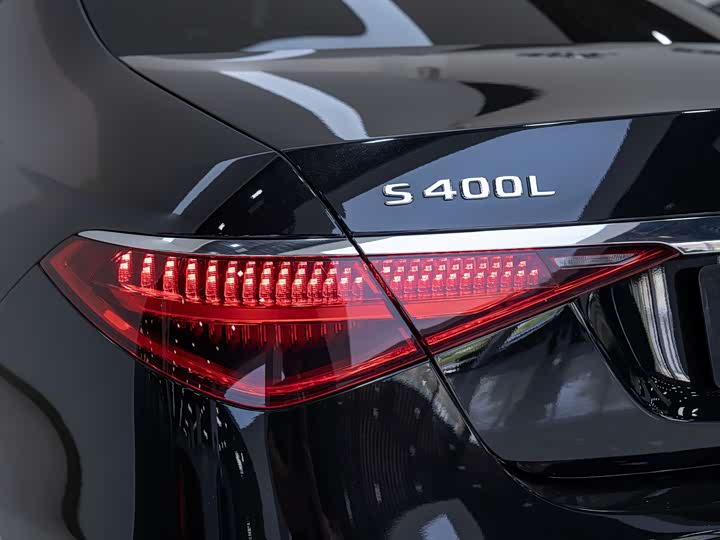 Фото 10 - Mercedes-Benz S-Class