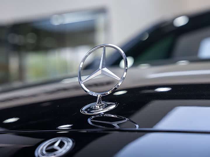 Фото 12 - Mercedes-Benz S-Class