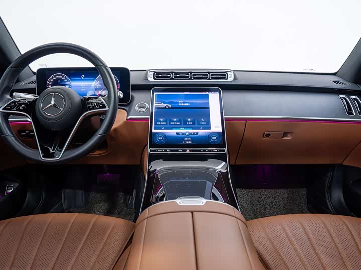 Фото 13 - Mercedes-Benz S-Class