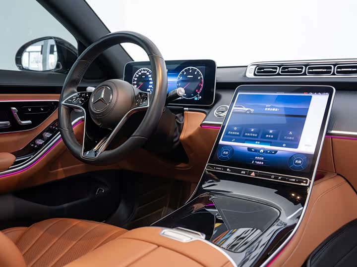 Фото 25 - Mercedes-Benz S-Class