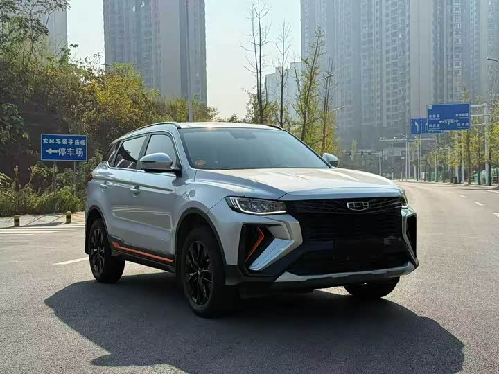 Фото 1 - Geely Atlas