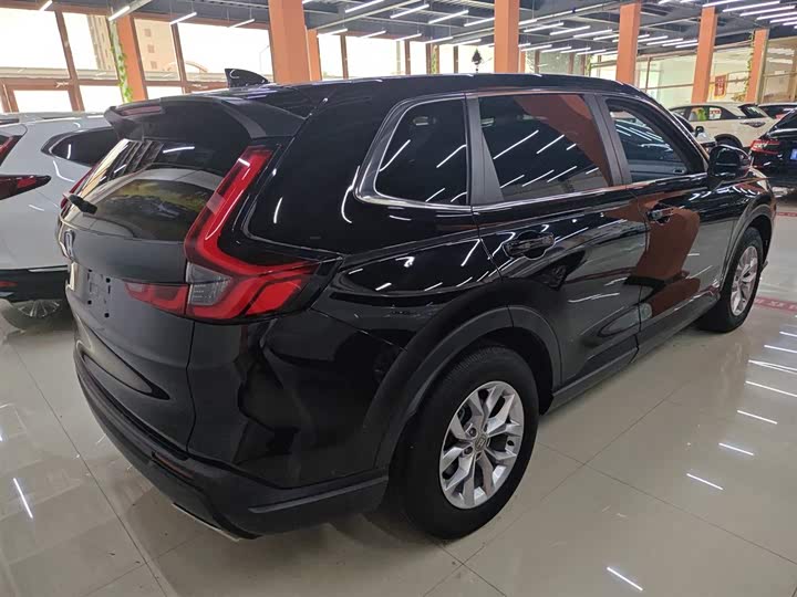 Фото 10 - Honda CR-V