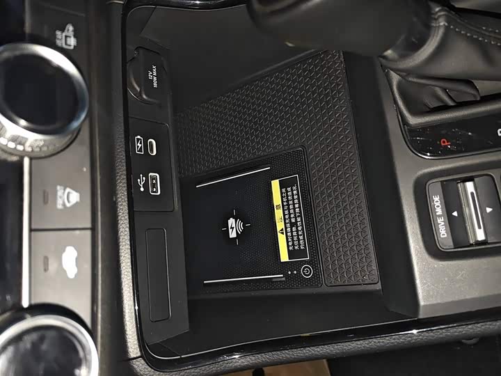 Фото 17 - Honda CR-V