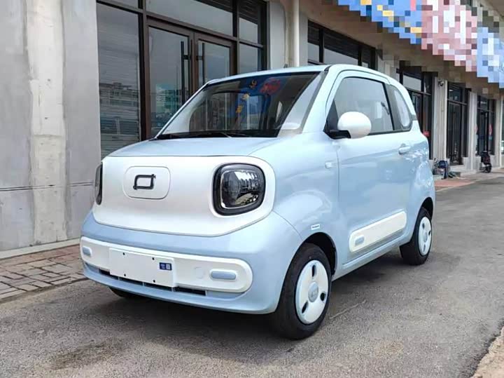 Фото 1 - Bestune Pony