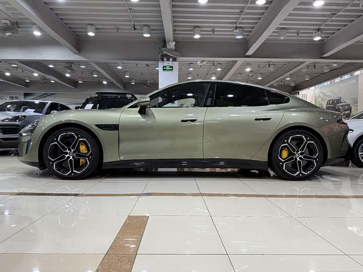 Фото 4 - Xiaomi SU7