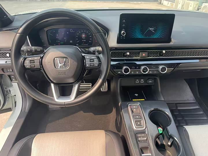 Фото 15 - Honda Civic