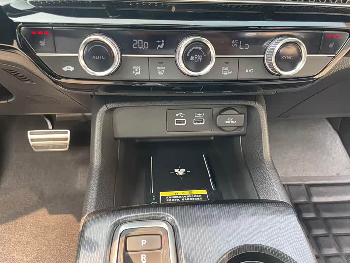 Фото 17 - Honda Civic