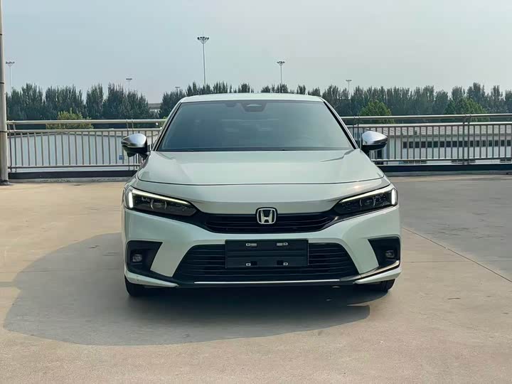 Фото 2 - Honda Civic