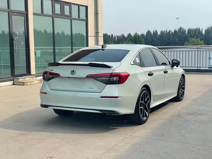 Фото 5 - Honda Civic