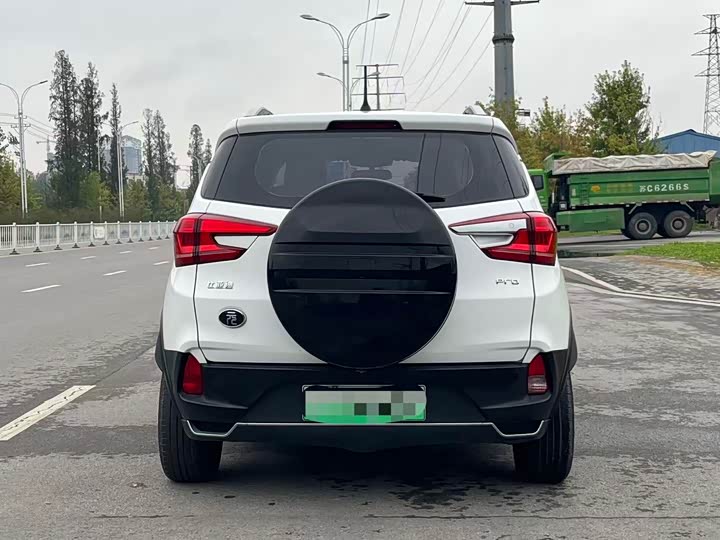 Фото 5 - BYD Yuan Pro