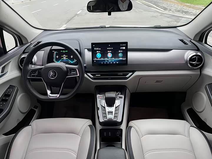 Фото 8 - BYD Yuan Pro