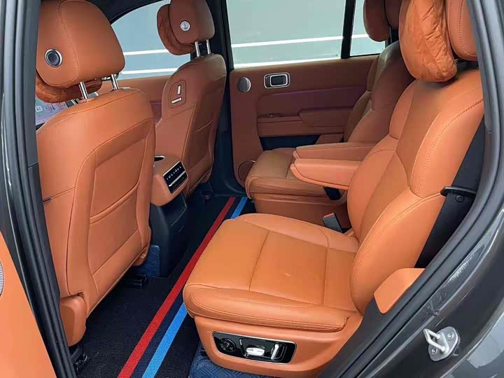 Фото 2 - LiXiang L8