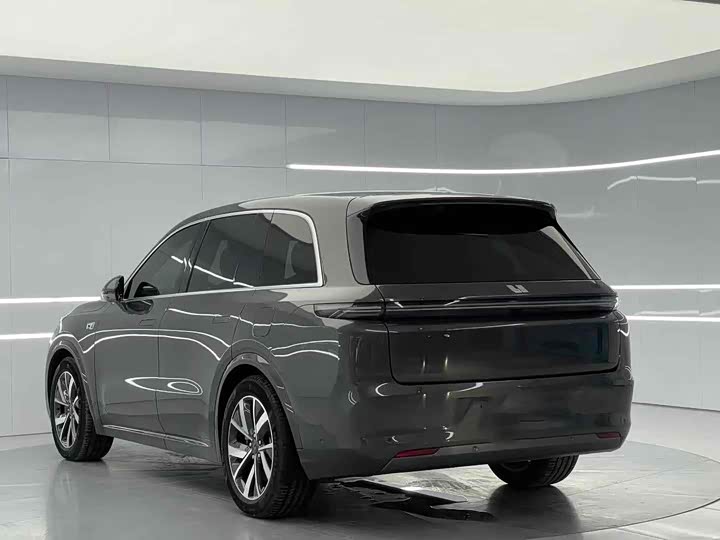 Фото 8 - LiXiang L8