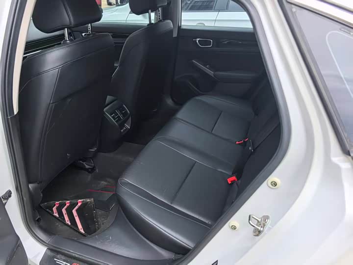 Фото 7 - Honda Integra