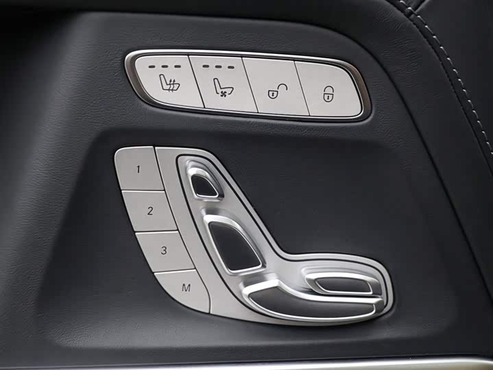 Фото 12 - Mercedes-Benz G-Class