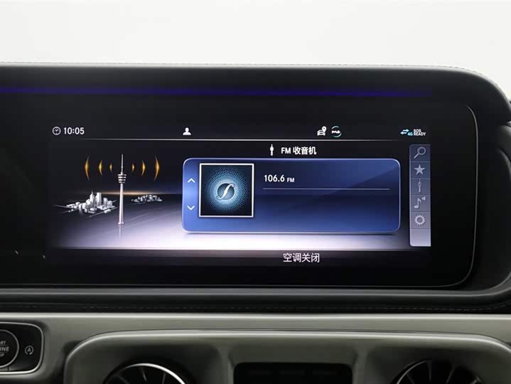 Фото 17 - Mercedes-Benz G-Class