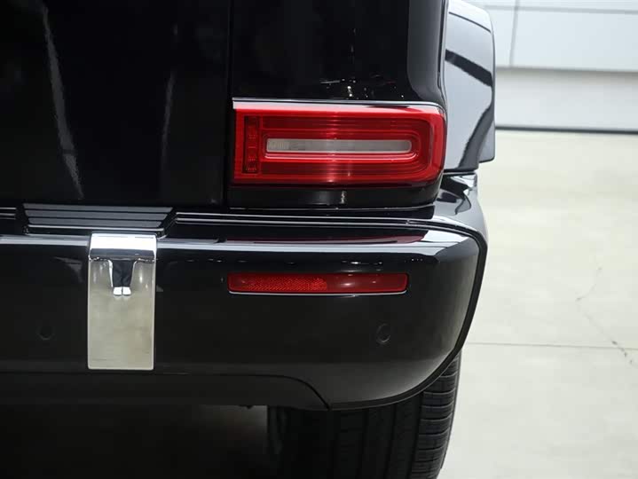 Фото 29 - Mercedes-Benz G-Class