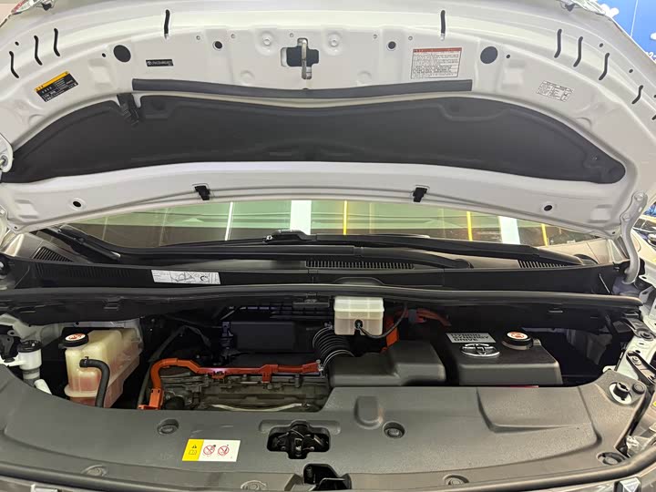 Фото 15 - Toyota Alphard