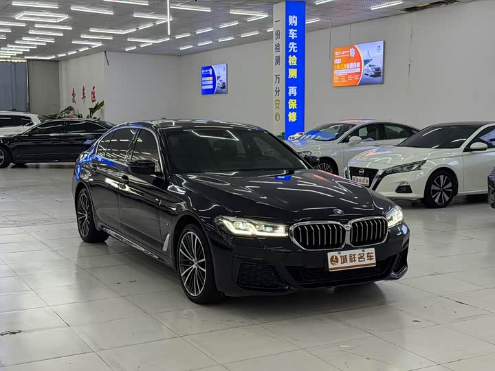 Фото 2 - BMW 5 Series