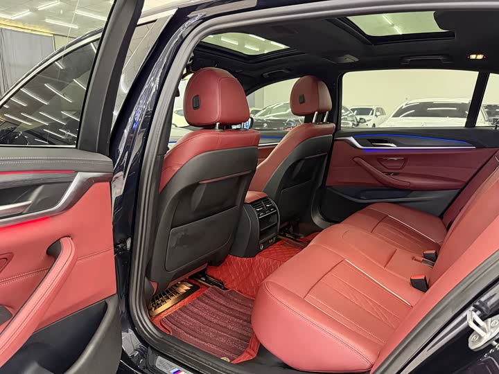 Фото 4 - BMW 5 Series