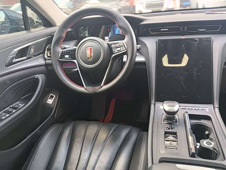 Фото 6 - Hongqi H5