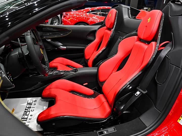 Фото 13 - Ferrari SF90