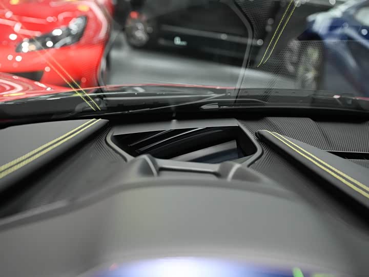 Фото 15 - Ferrari SF90